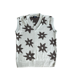 Boohoo Man Men’s Cream and Brown Star Pattern Sweater Vest